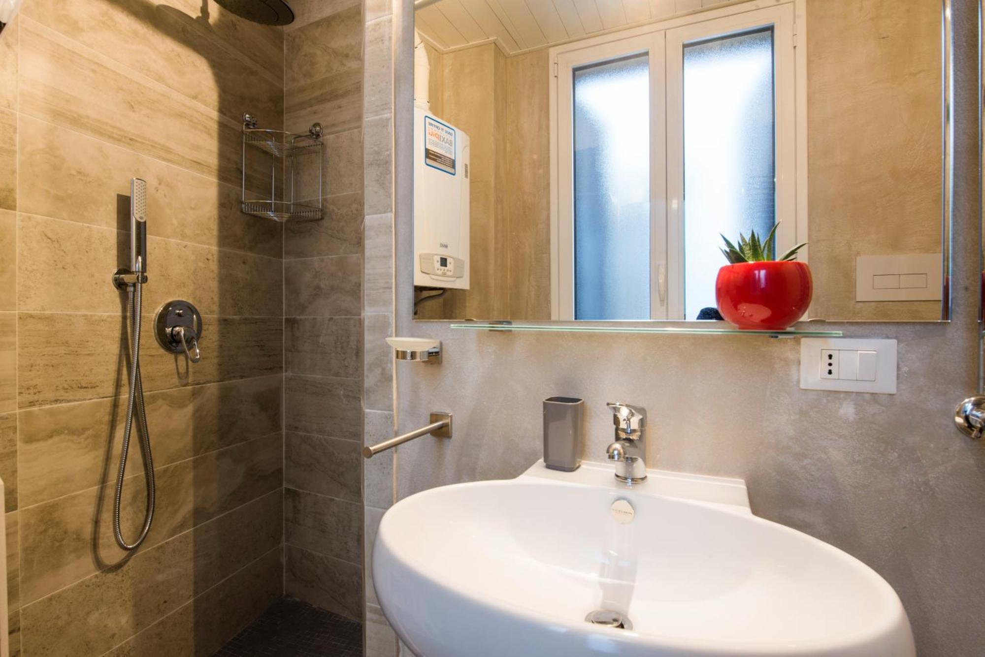 Santa Cecilia Apartment By Wonderful Italy ปาแลร์โม ภายนอก รูปภาพ