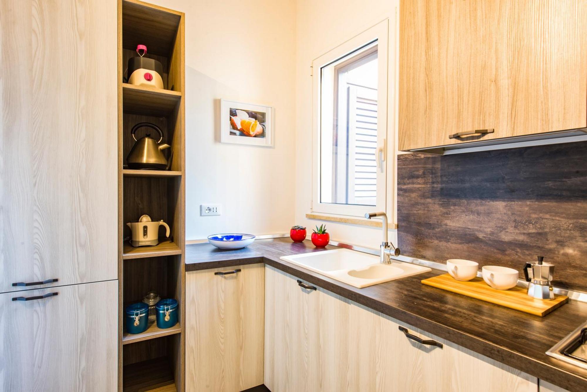Santa Cecilia Apartment By Wonderful Italy ปาแลร์โม ภายนอก รูปภาพ